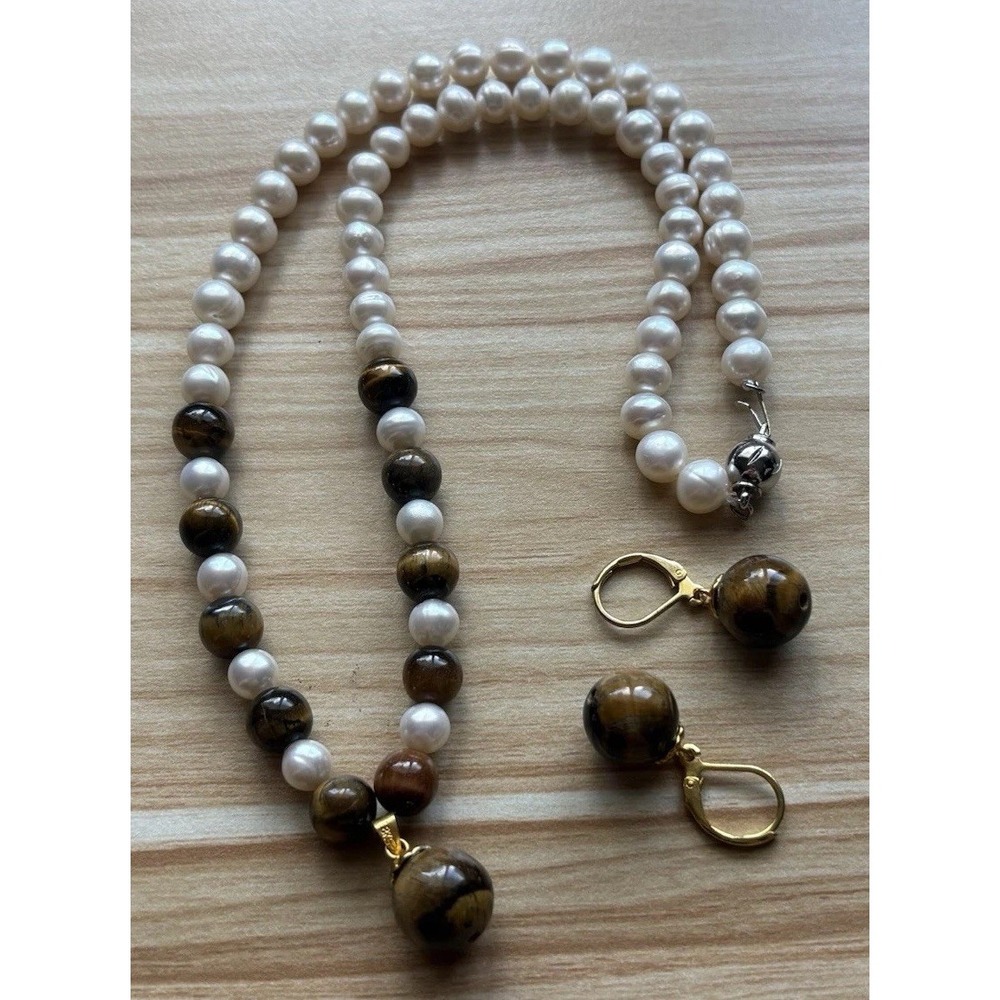 Tiger Eye & Pearled Necklace With Matching Earrings Classic Costume
